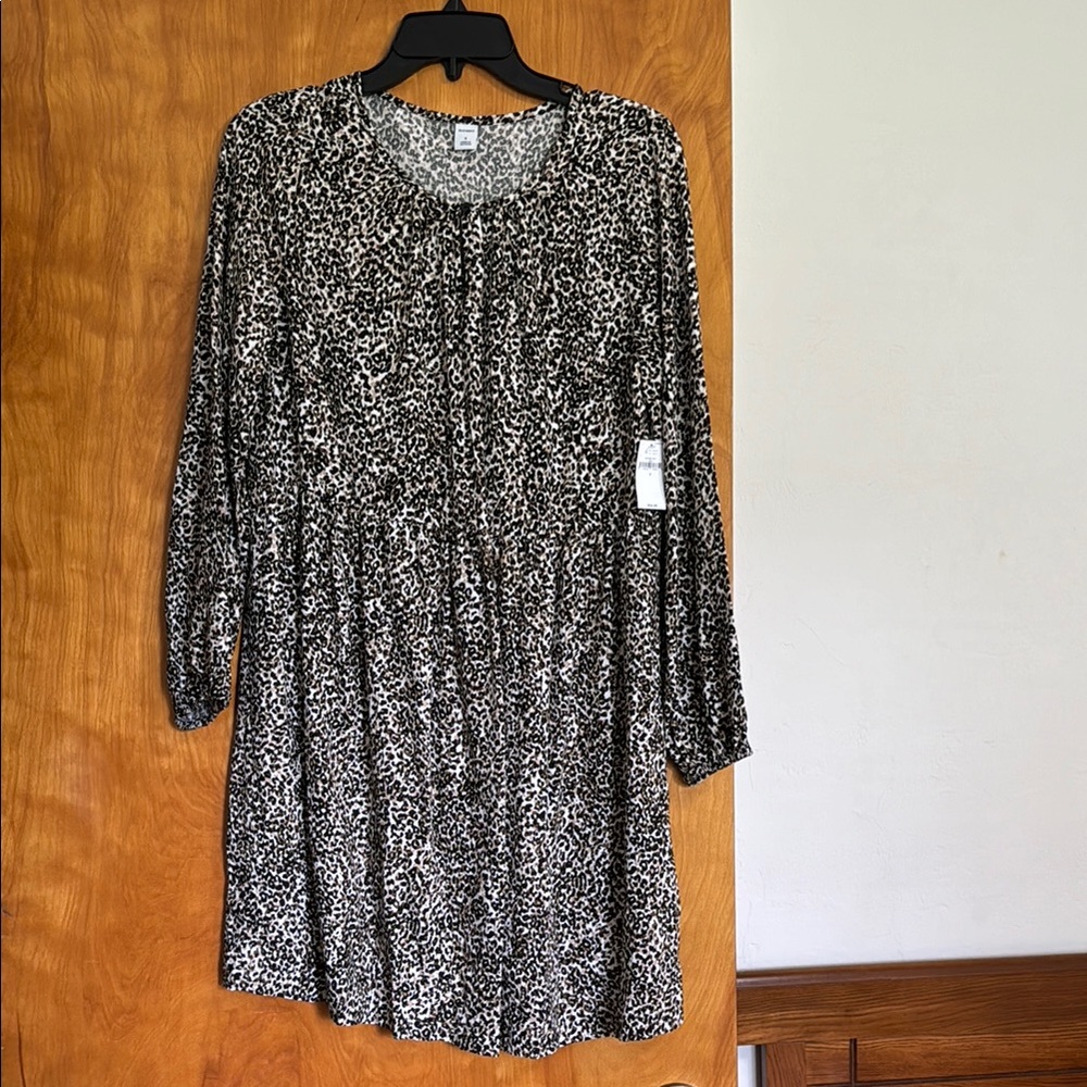 Old Navy Black and White Bishop Sleeve Dress